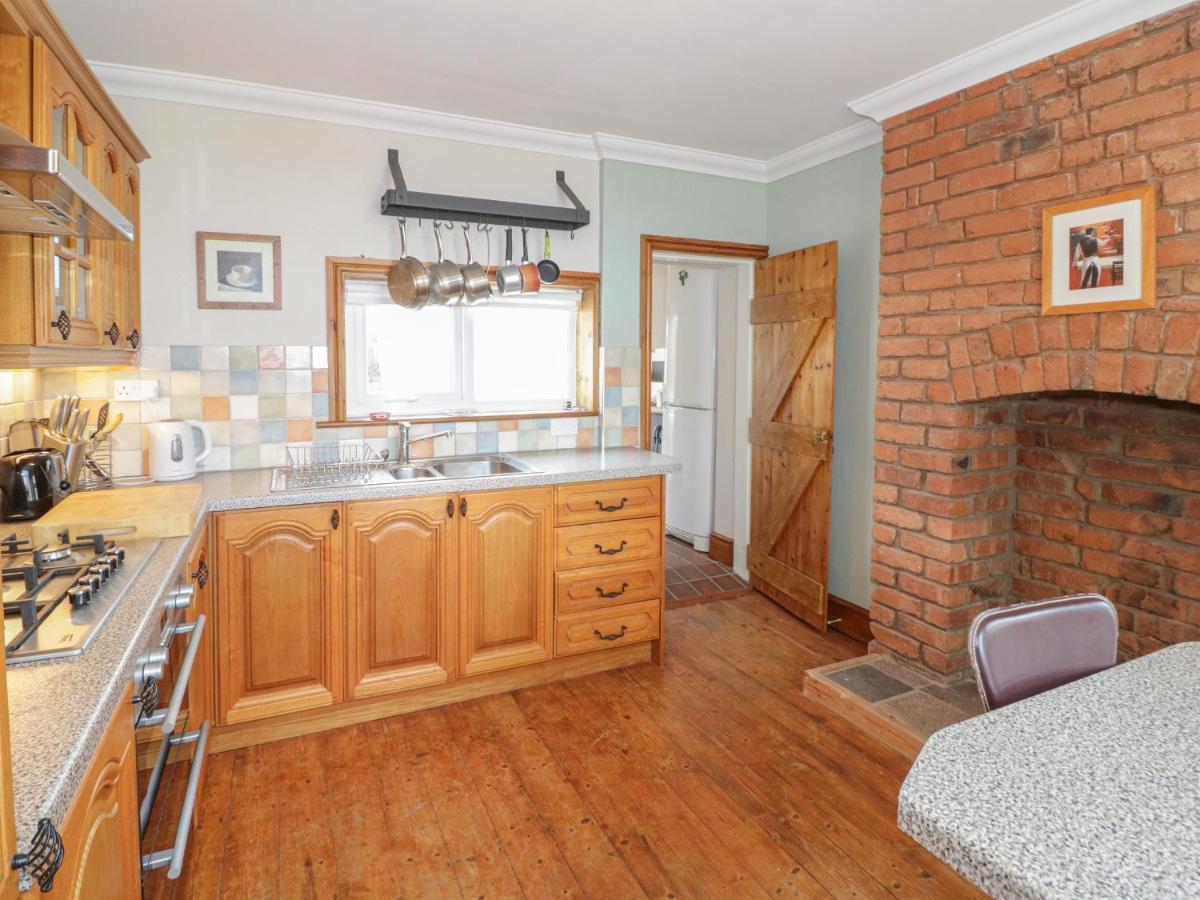 Jasmine Cottage Rhyl Extérieur photo